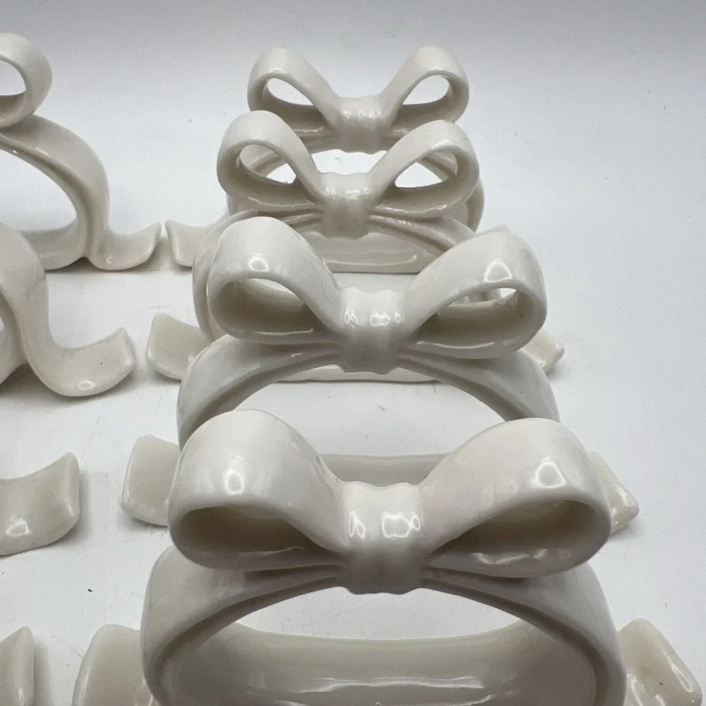 Vintage Ceramic Bow Napkin Rings Set of 8+1 (spare) | Coquette Cottagecore Table